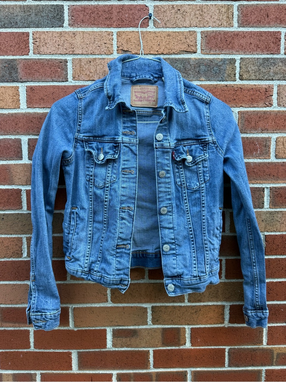 Levi’s Women’s Small Original Trucker Denim Jacket Medium Wash